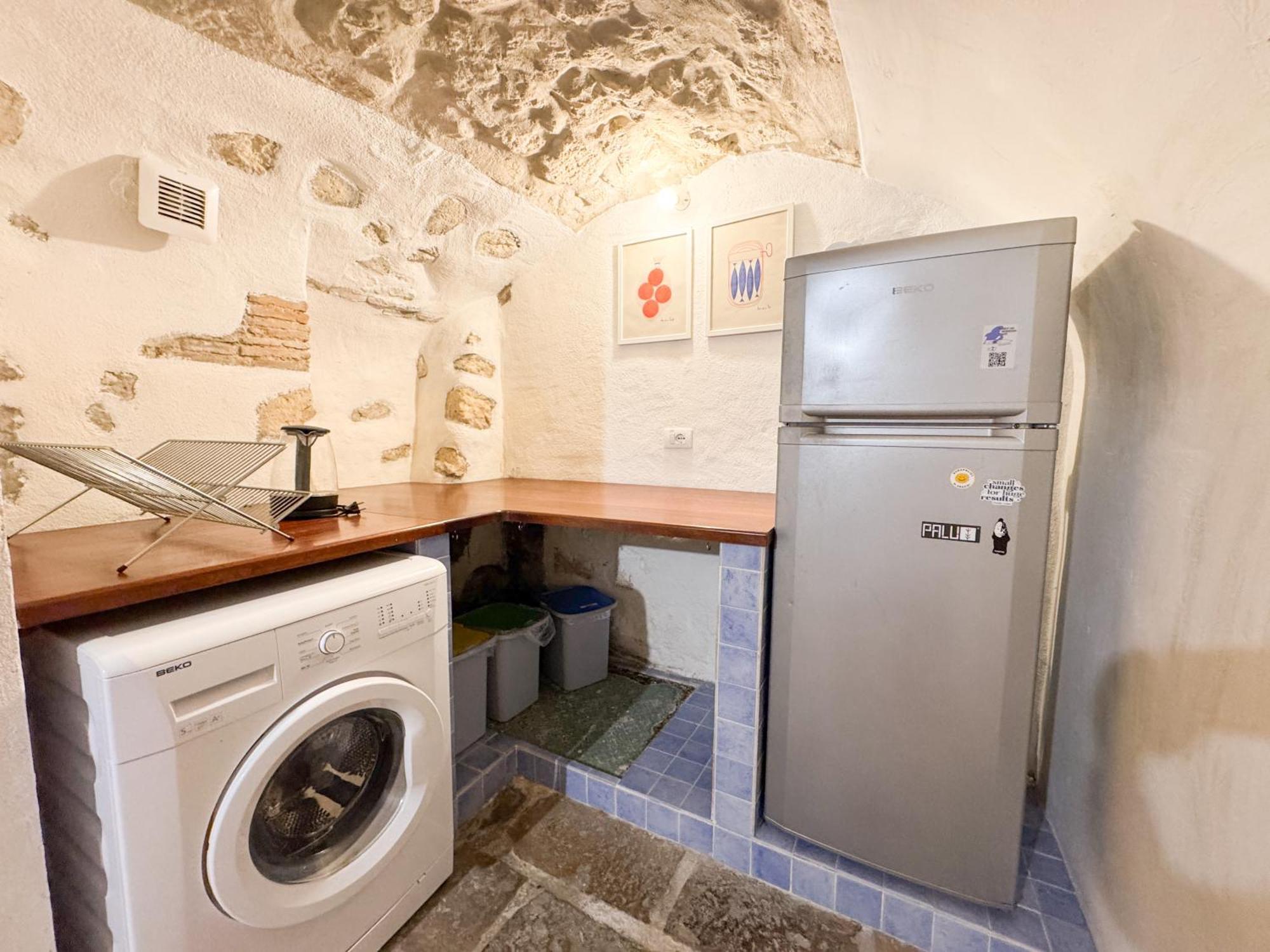 Kalma Brick Arched Loft At Castello * Cagliari